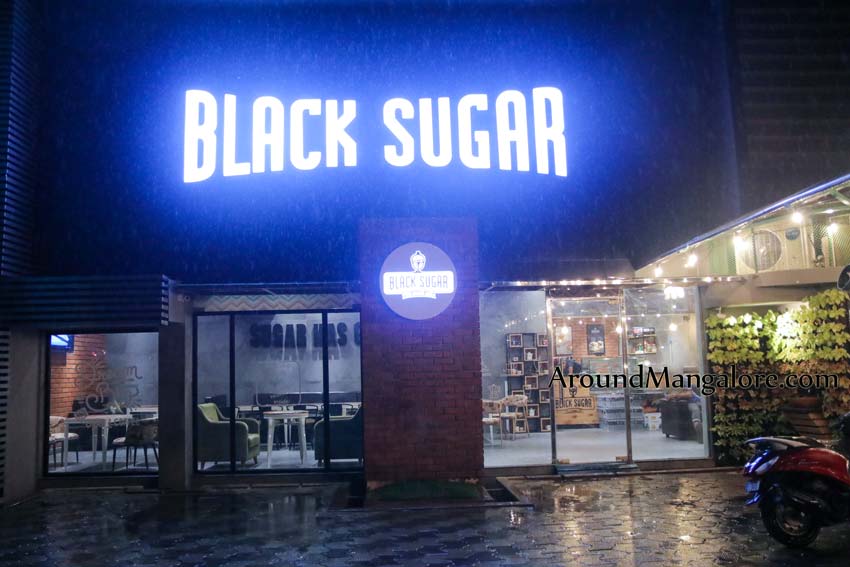 Black Sugar – Eat, Drink & Chill – Near Nethravathi Bridge