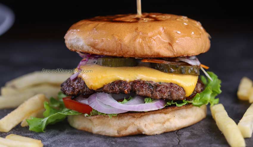 Smoked Meat Burger - Grub n Stuff - Falnir, Mangalore